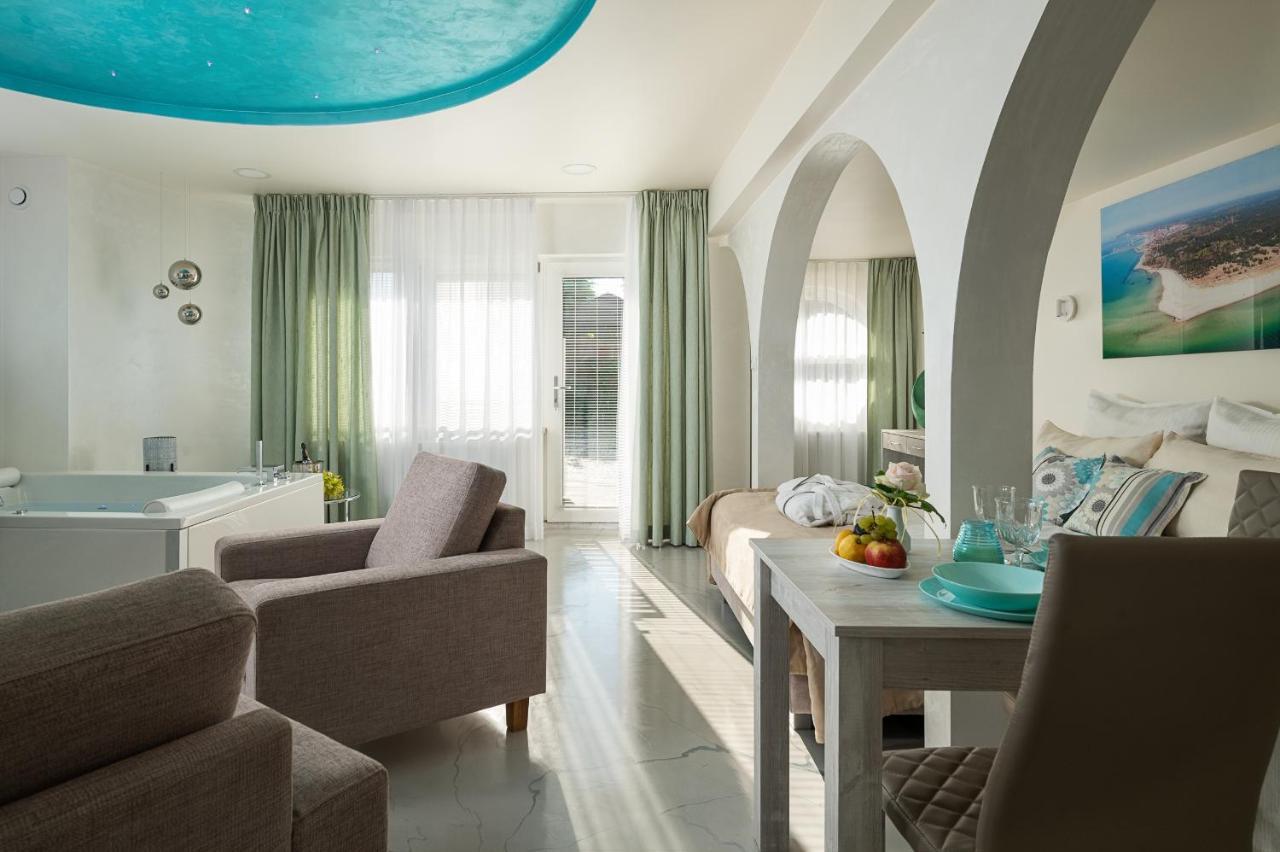 Kameralny Elegante - Adults Only *